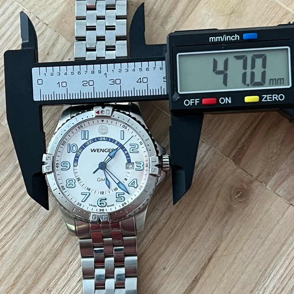 Wenger Men’s Watch Large White Dial Stainless Steel Bracelet Date Window 24 Hour
